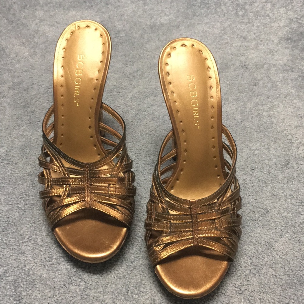 Women’s heels 6B